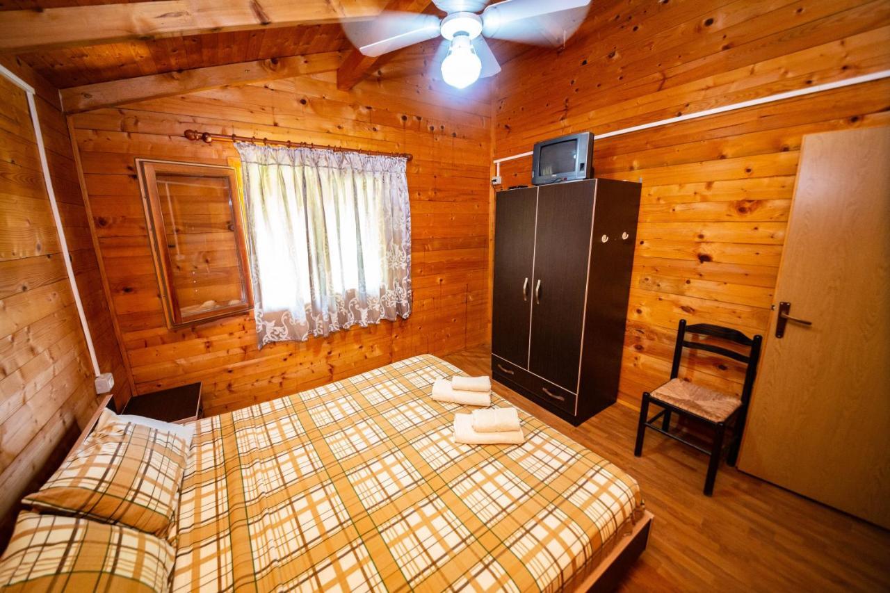 Guest House Luiza Borsh Zewnętrze zdjęcie