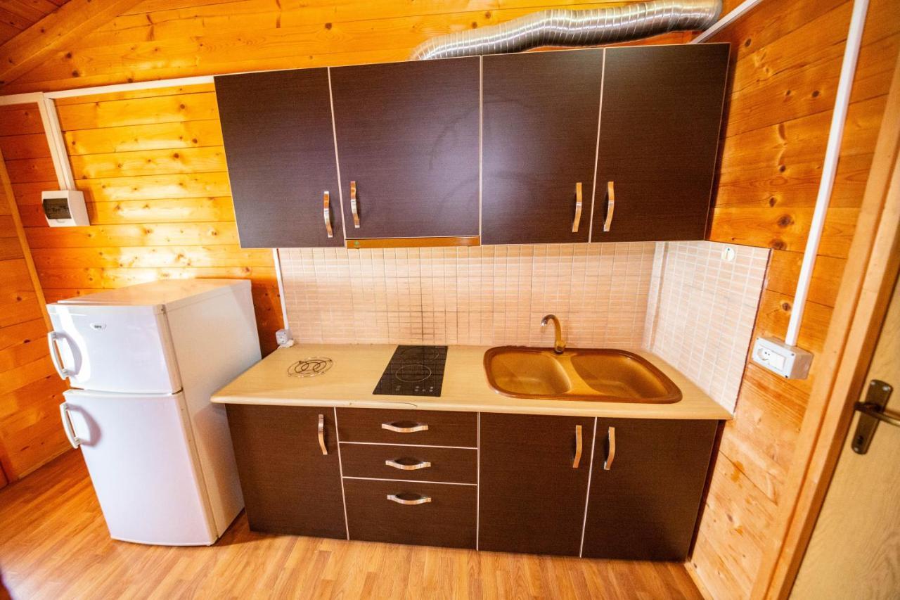 Guest House Luiza Borsh Zewnętrze zdjęcie